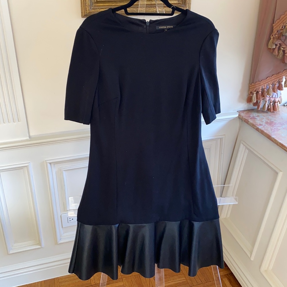 COPY - COPY - Cynthia Steffe Short Sleeve Knit Dress